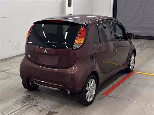 MITSUBISHI I