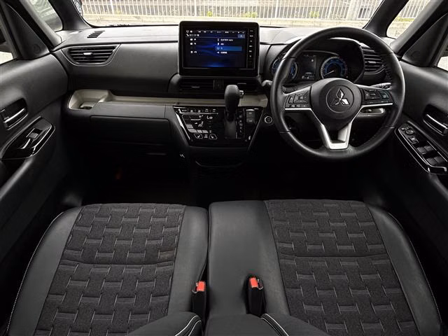 MITSUBISHI DELICA MINI