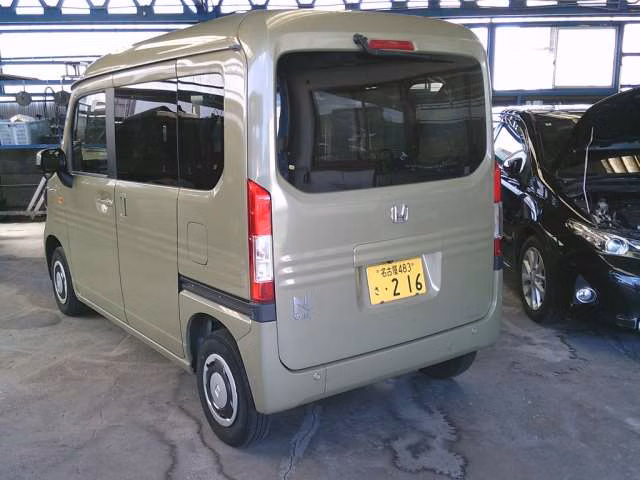 HONDA N-VAN