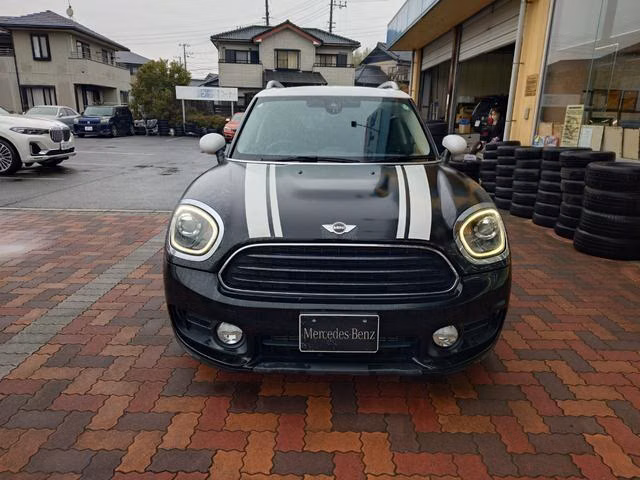 MINI CROSSOVER