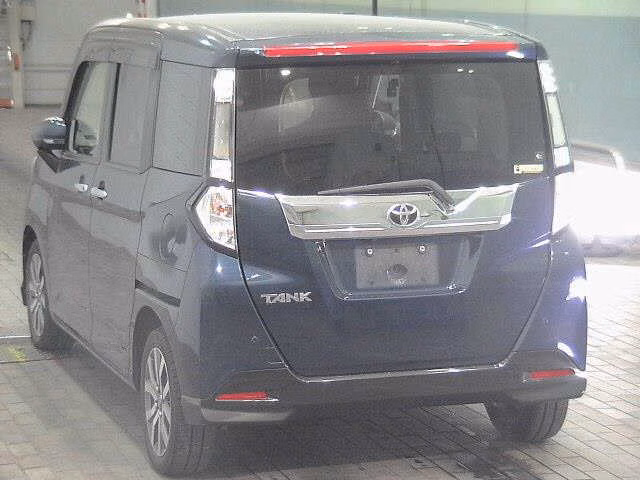 TOYOTA TANK