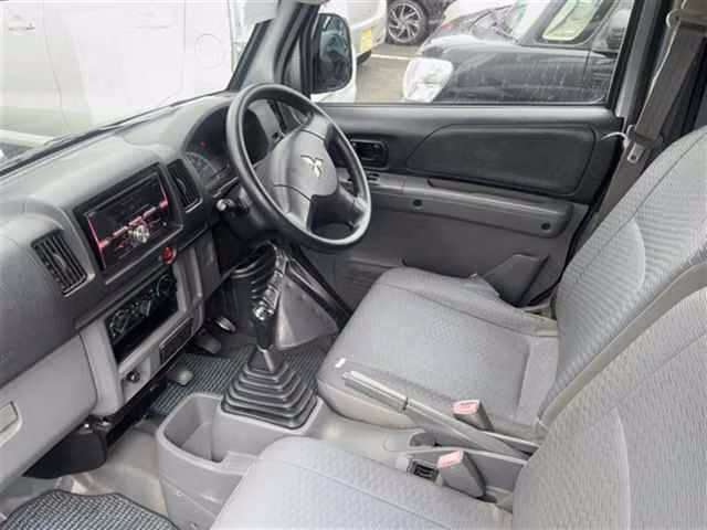 MITSUBISHI MINICAB