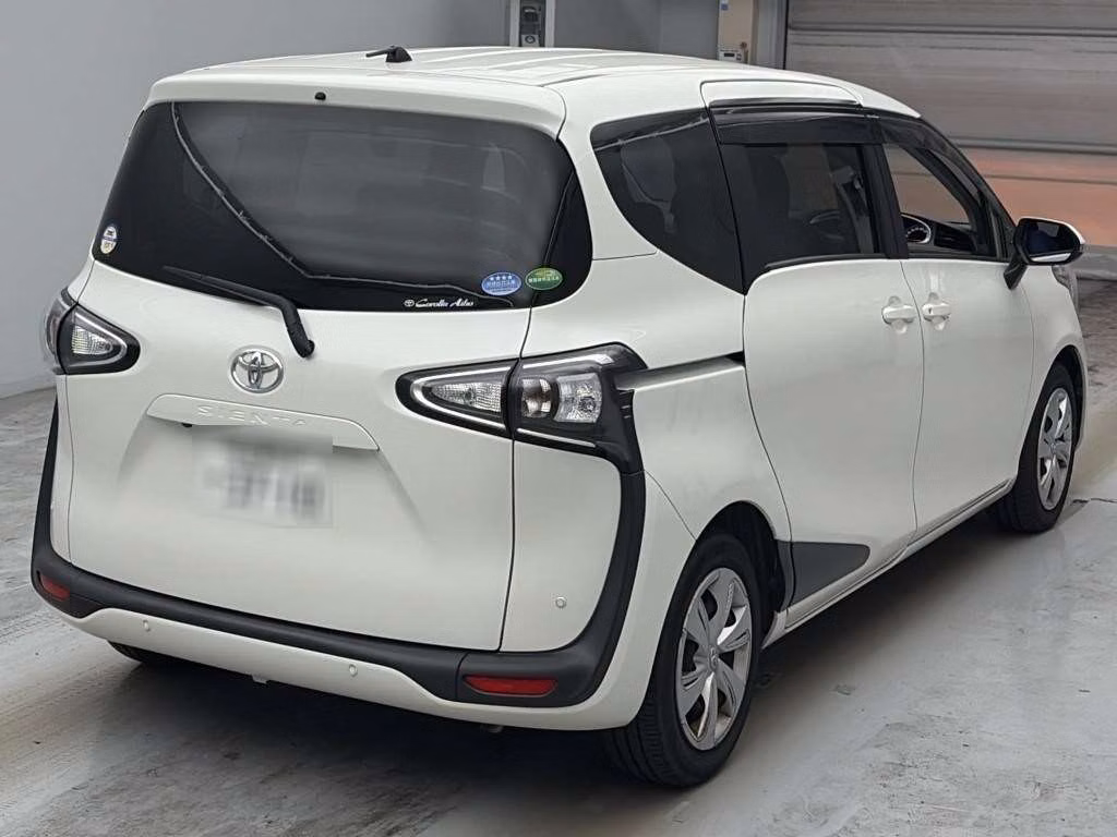 TOYOTA SIENTA