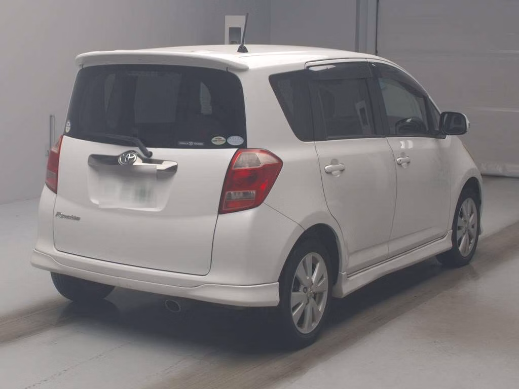 TOYOTA RACTIS