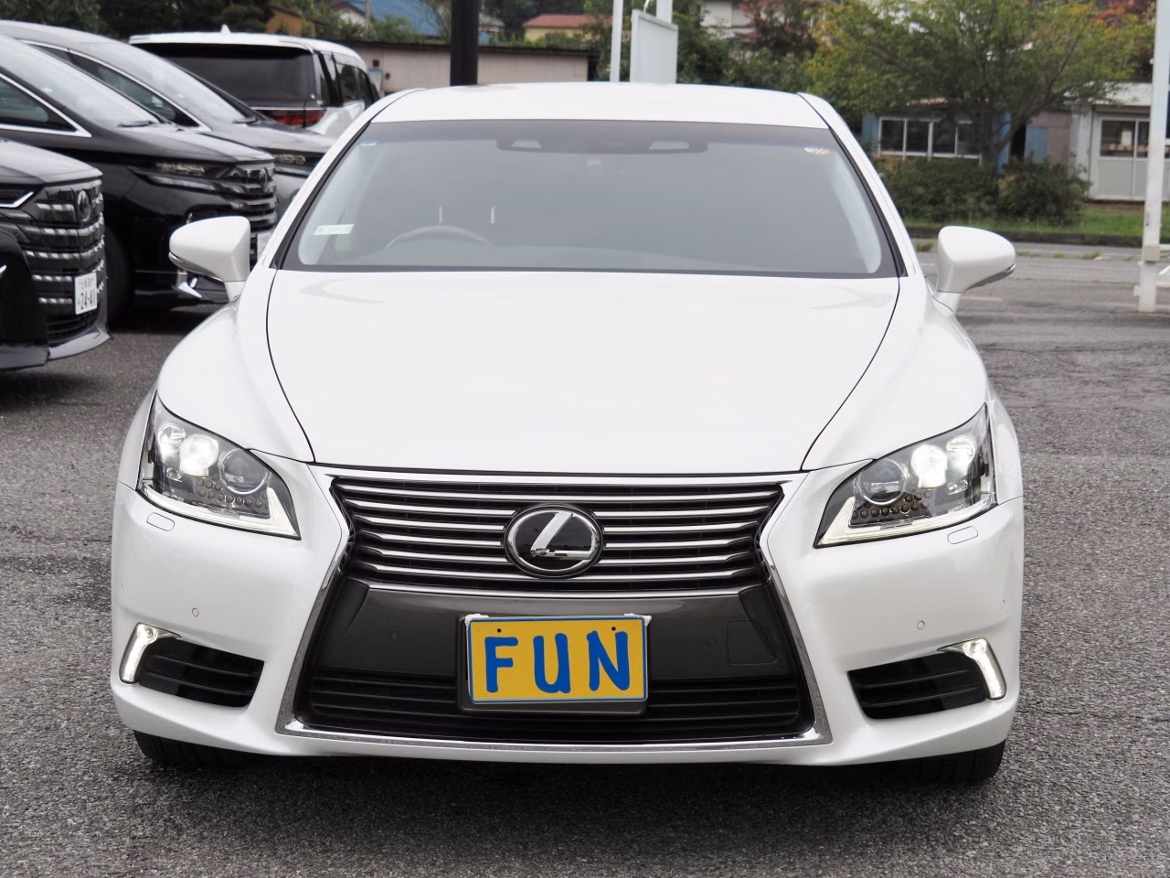 Lexus LS460
