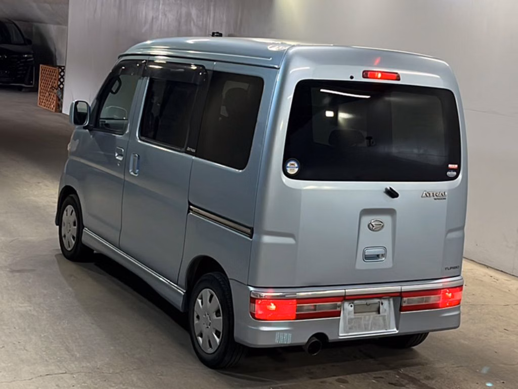 DAIHATSU ATRAI