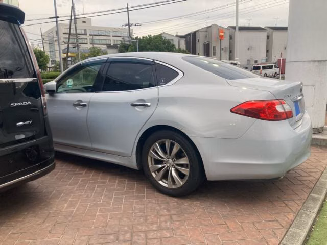 Nissan Fuga