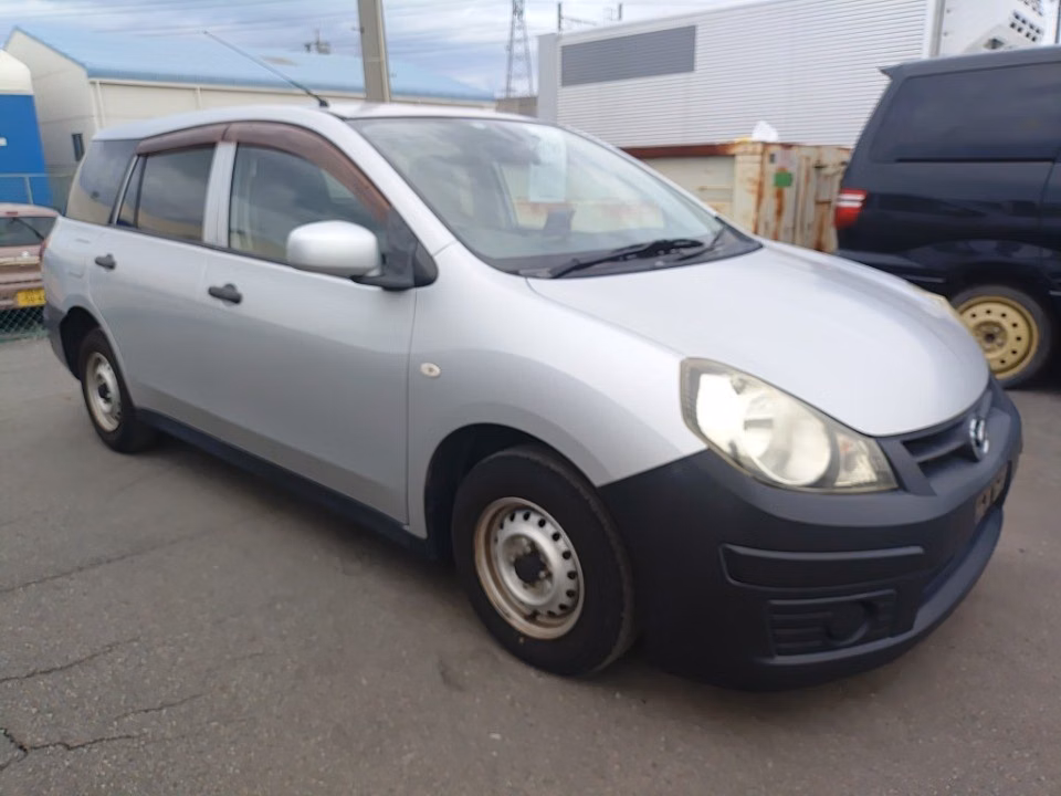 MAZDA FAMILIA
