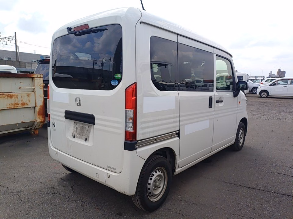 HONDA N-VAN