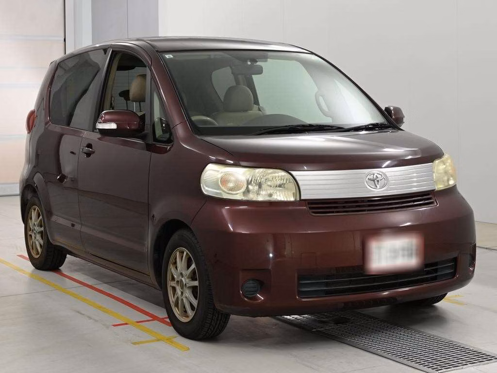 TOYOTA PORTE