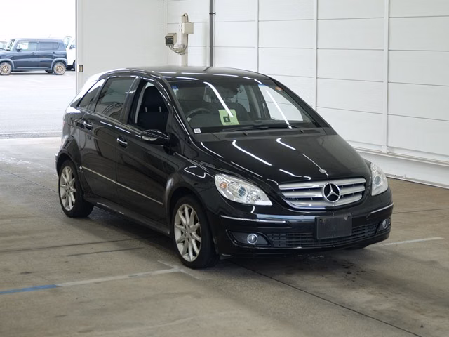 MERCEDES-BENZ B-CLASS