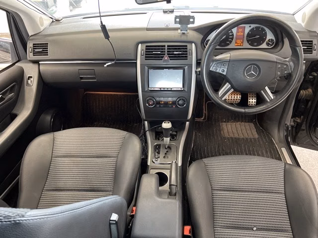 MERCEDES-BENZ B-CLASS