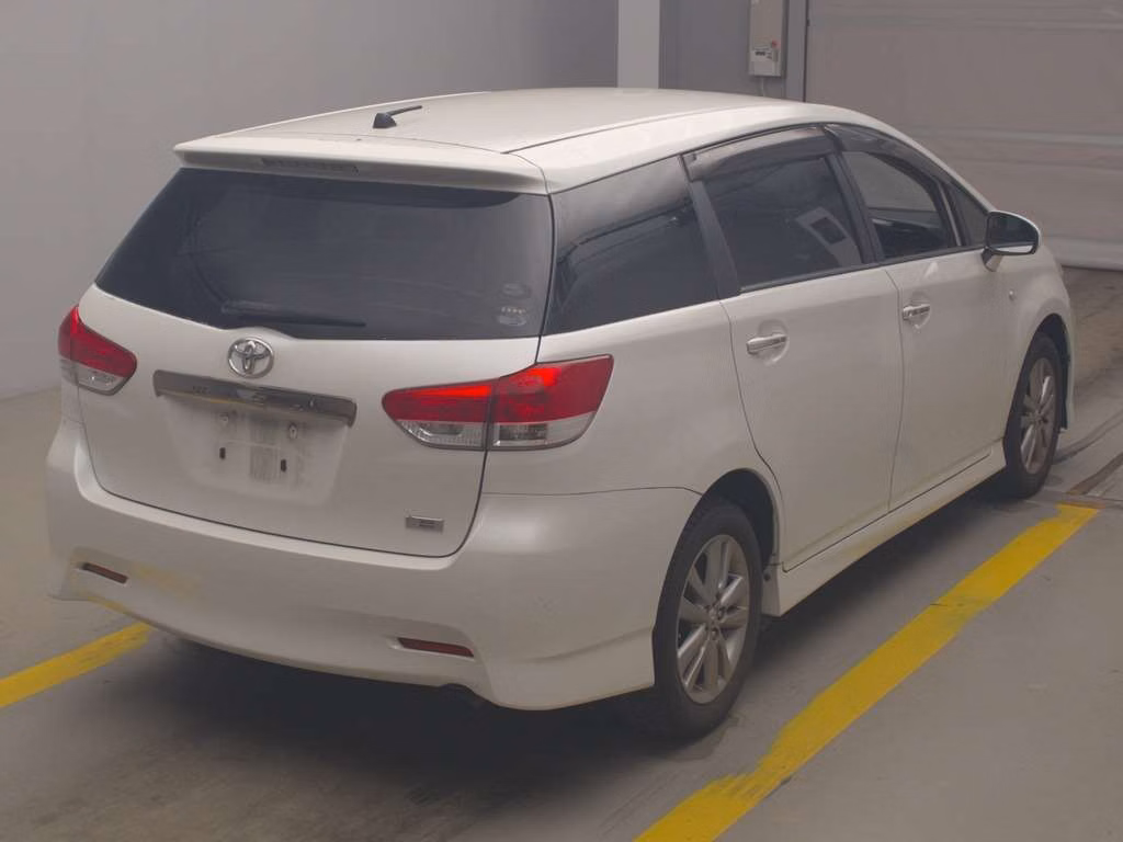 TOYOTA WISH