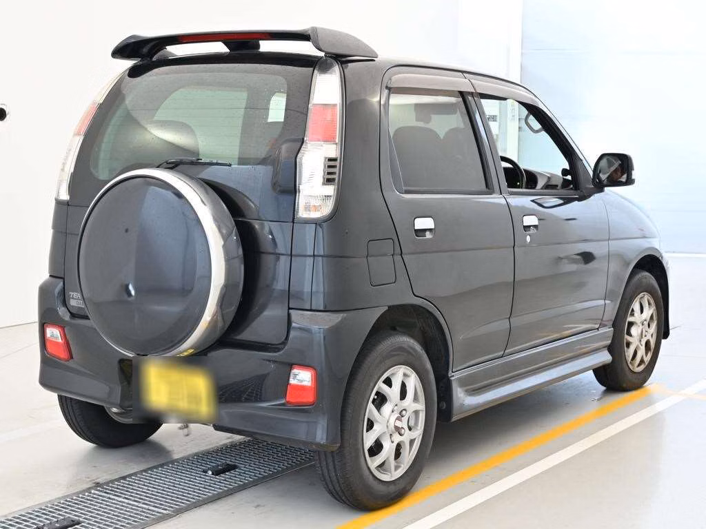 DAIHATSU TERIOS KID