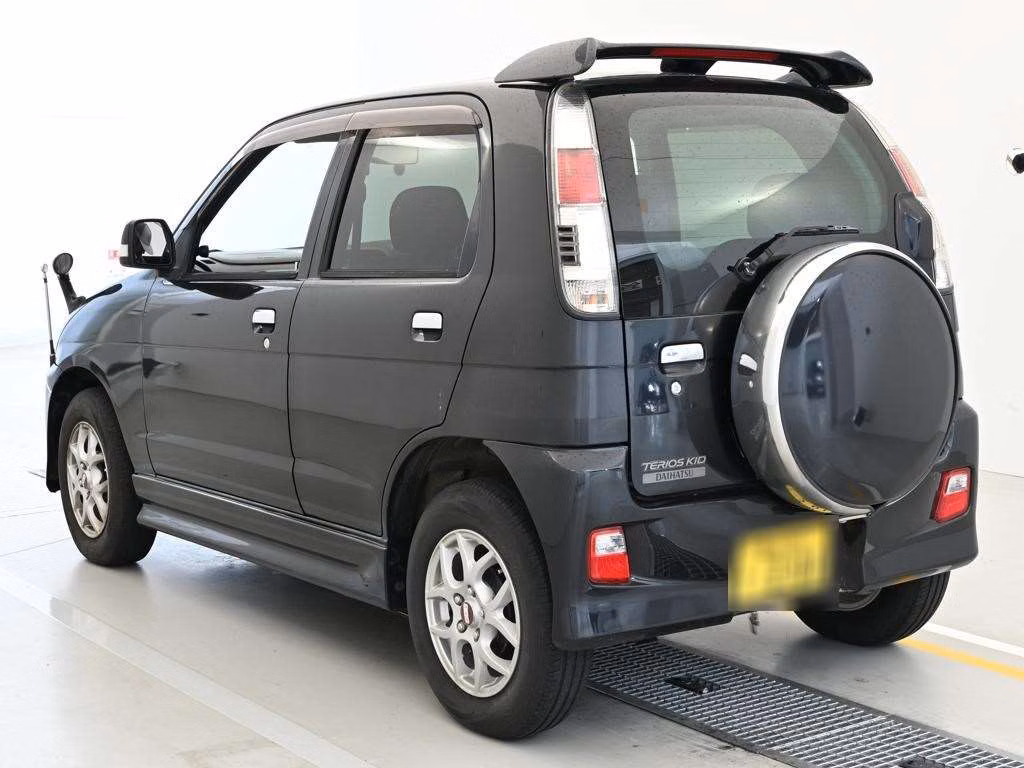 DAIHATSU TERIOS KID