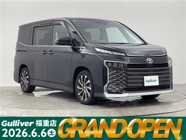TOYOTA VOXY