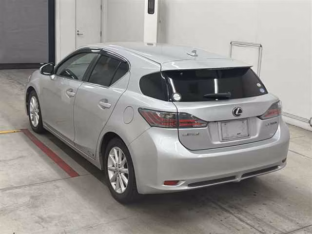 LEXUS CT200H