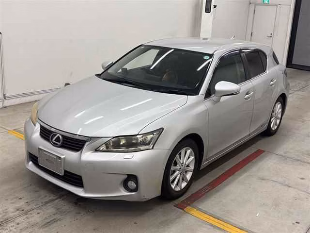 LEXUS CT200H