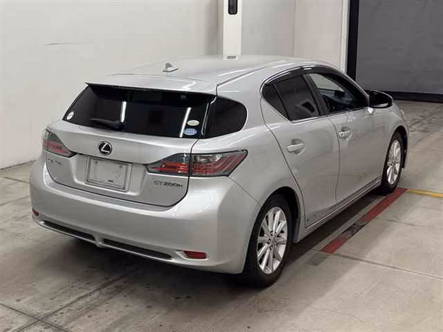 LEXUS CT200H