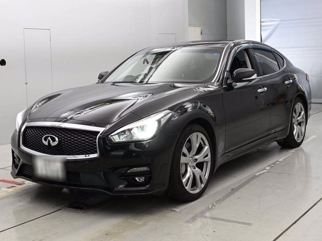 NISSAN FUGA