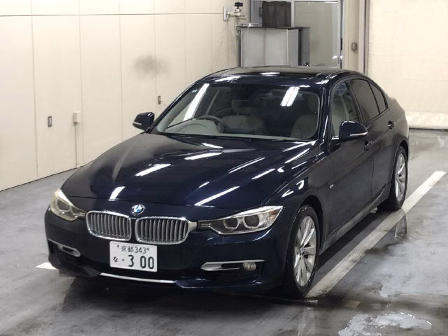 BMW 3-SERIES
