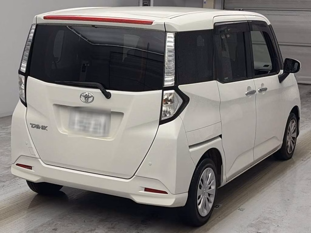 TOYOTA TANK