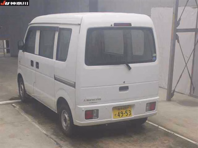 MITSUBISHI MINICAB