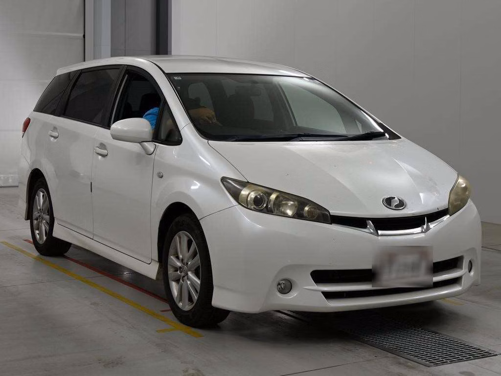 TOYOTA WISH
