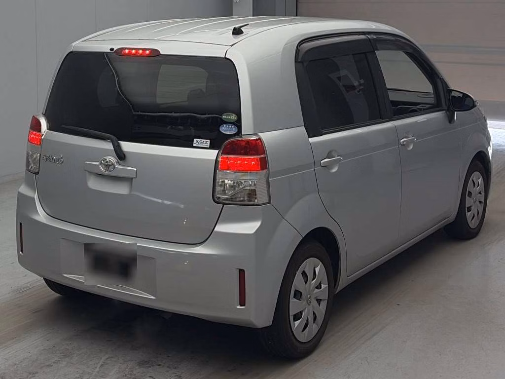 TOYOTA SPADE
