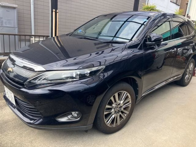 TOYOTA HARRIER