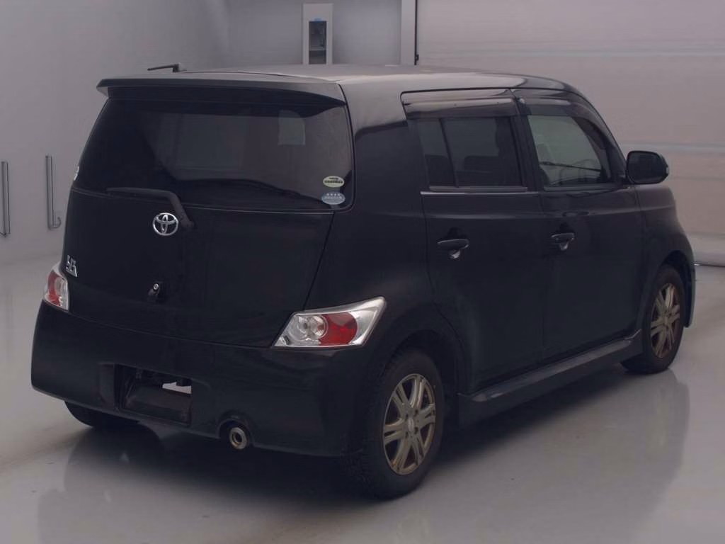 TOYOTA BB