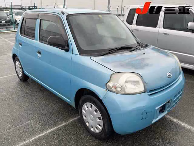 DAIHATSU ESSE