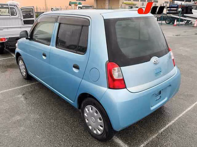 DAIHATSU ESSE