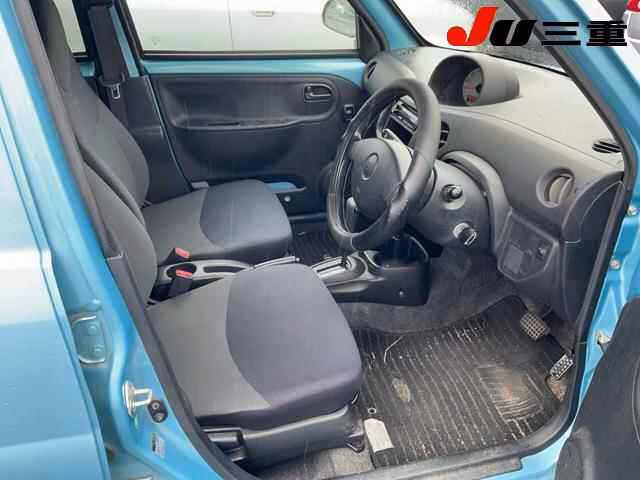 DAIHATSU ESSE