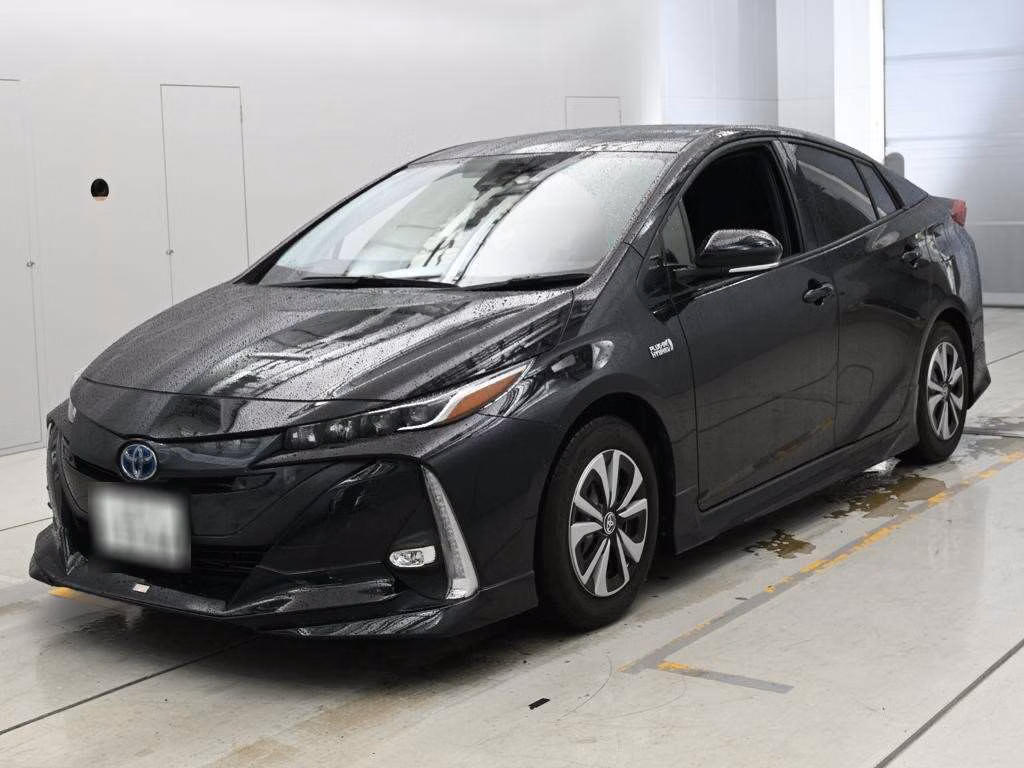 Toyota Prius PHV