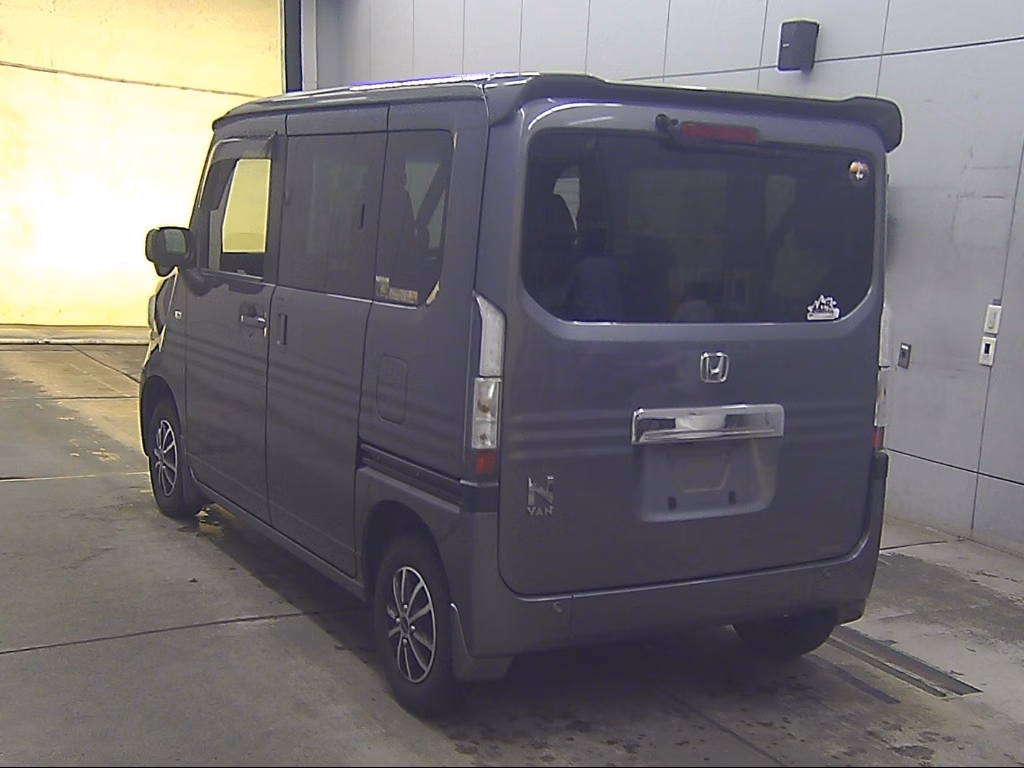 HONDA N-VAN