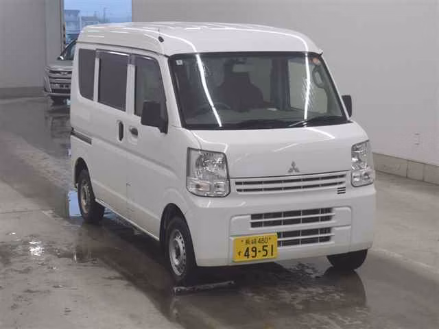 MITSUBISHI MINICAB
