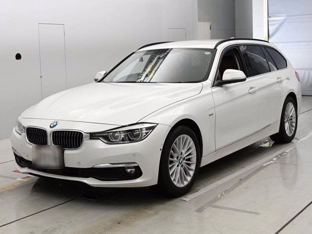 BMW 3-SERIES