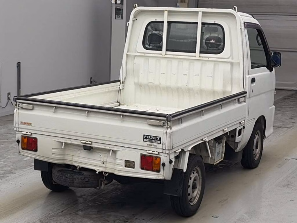 DAIHATSU ATRAI