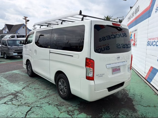 NISSAN NV350 CARAVAN