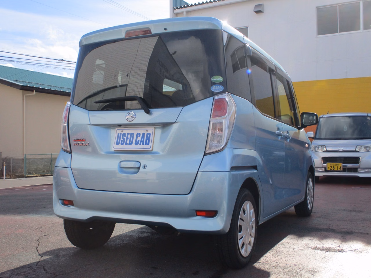 NISSAN DAYZ ROOX