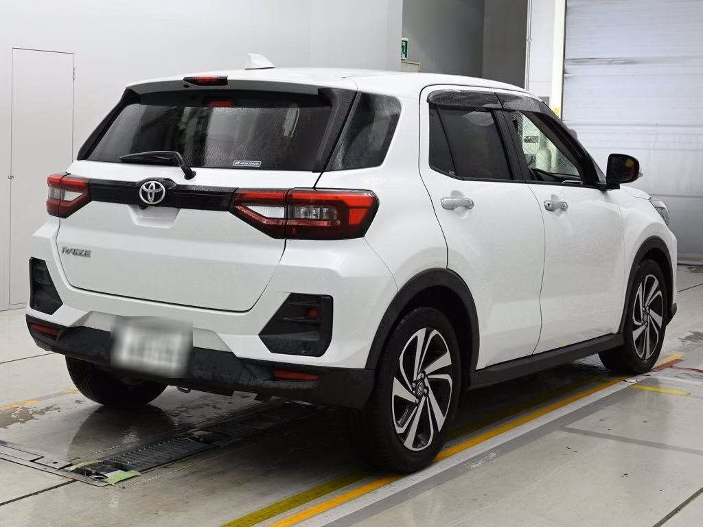 TOYOTA RAIZE