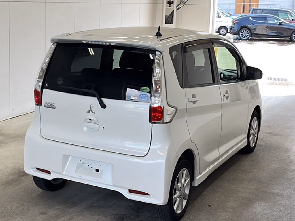 MITSUBISHI EK CUSTOM