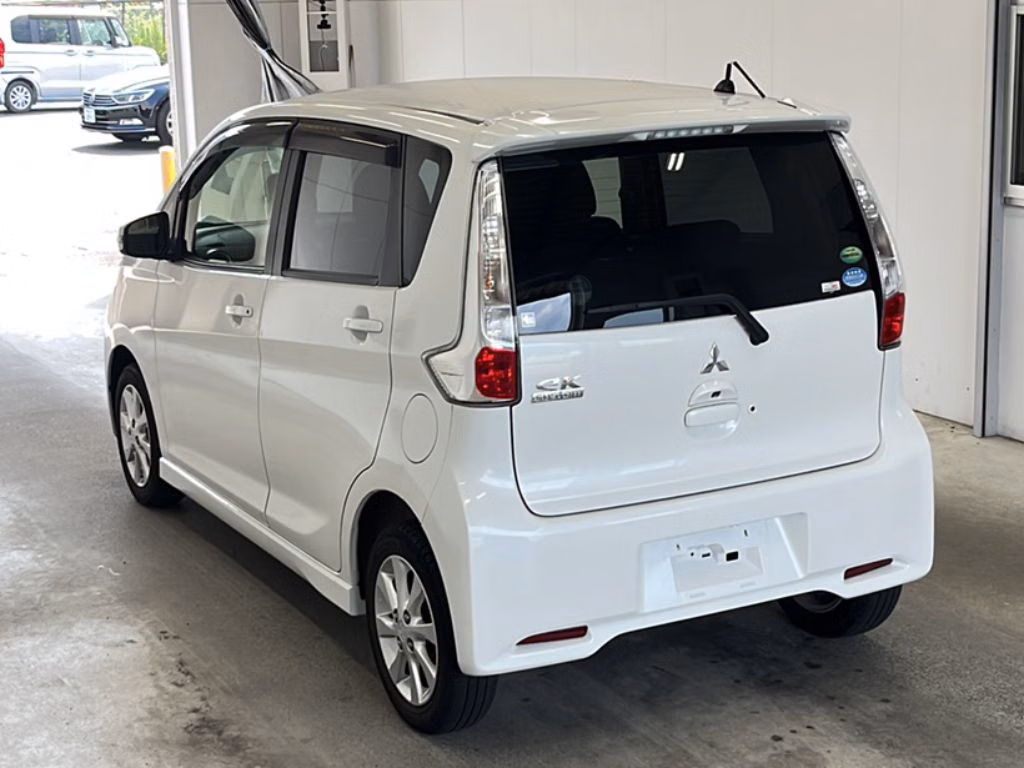 MITSUBISHI EK CUSTOM