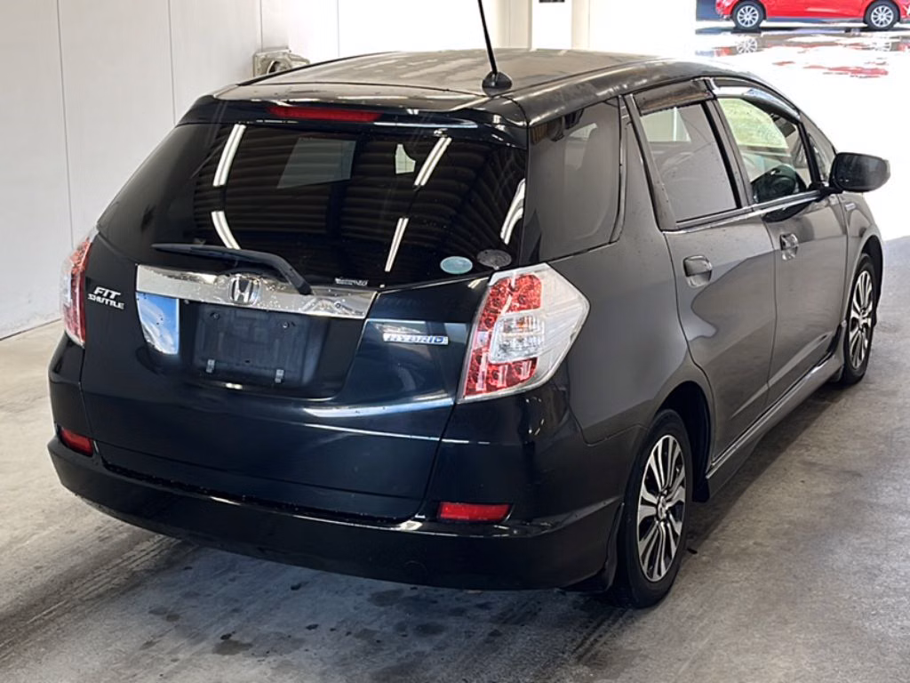 HONDA FIT SHUTTLE