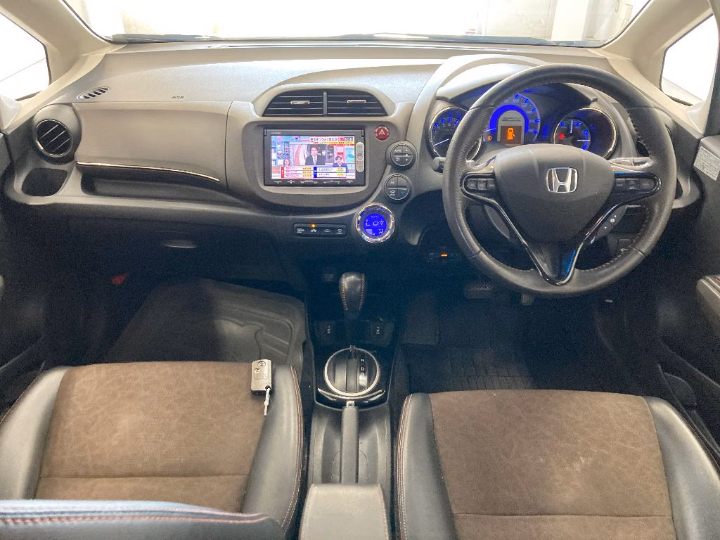 HONDA FIT SHUTTLE