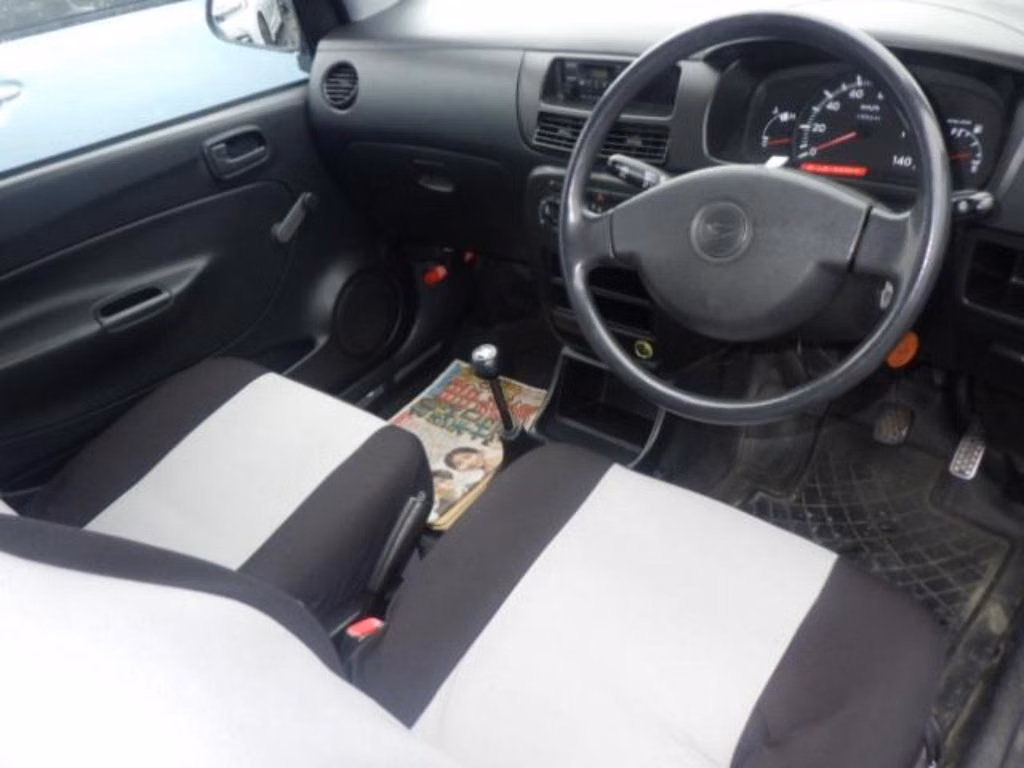DAIHATSU MIRA