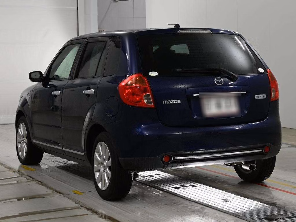 MAZDA VERISA