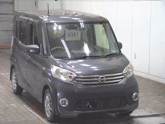 NISSAN DAYZ ROOX