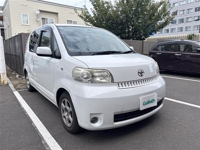TOYOTA PORTE